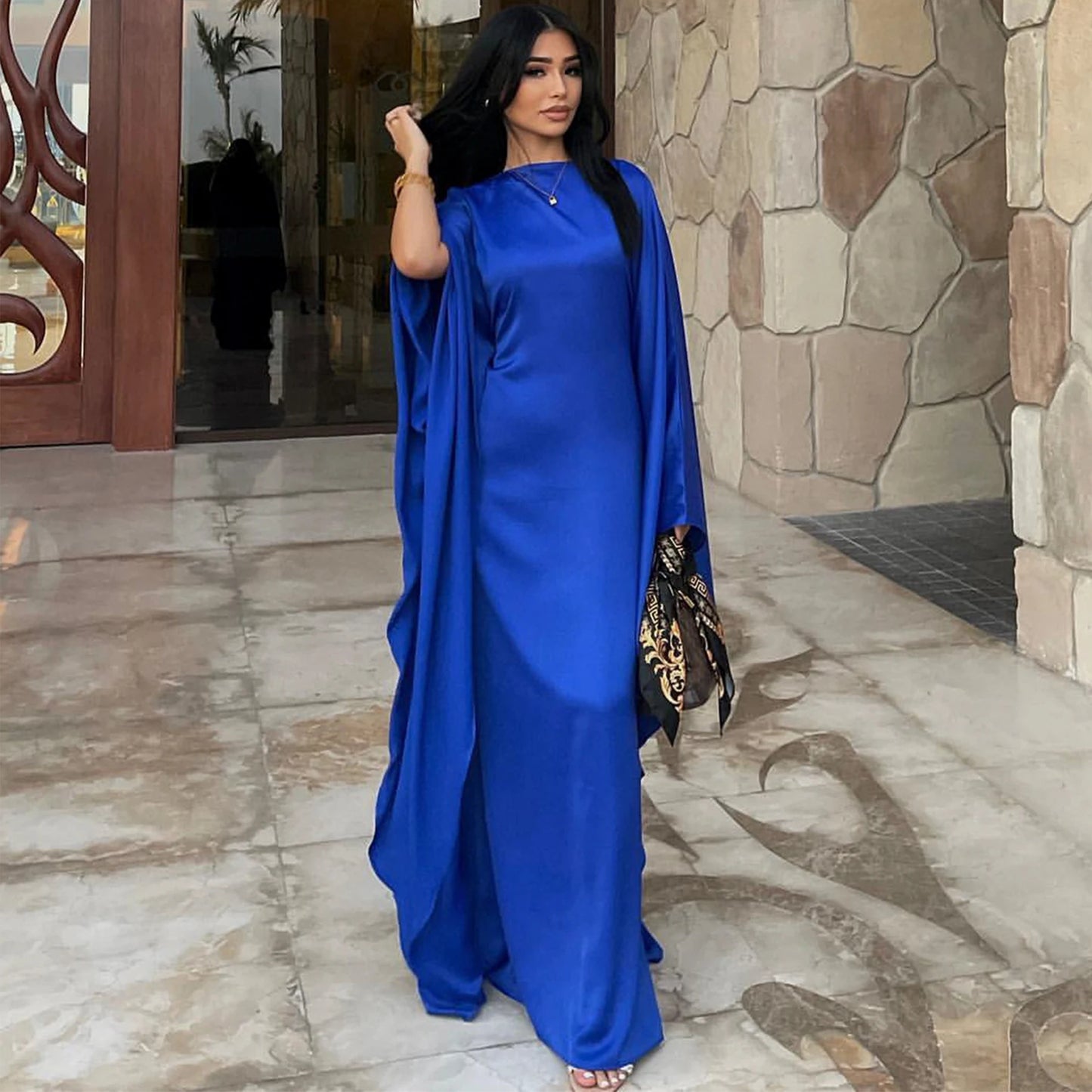 Comfortable Classic Abaya 2024 Islamic Clothing Satin Fabric Batwing Kaftan Women's Dresses Modest Abaya Women Muslim Dress