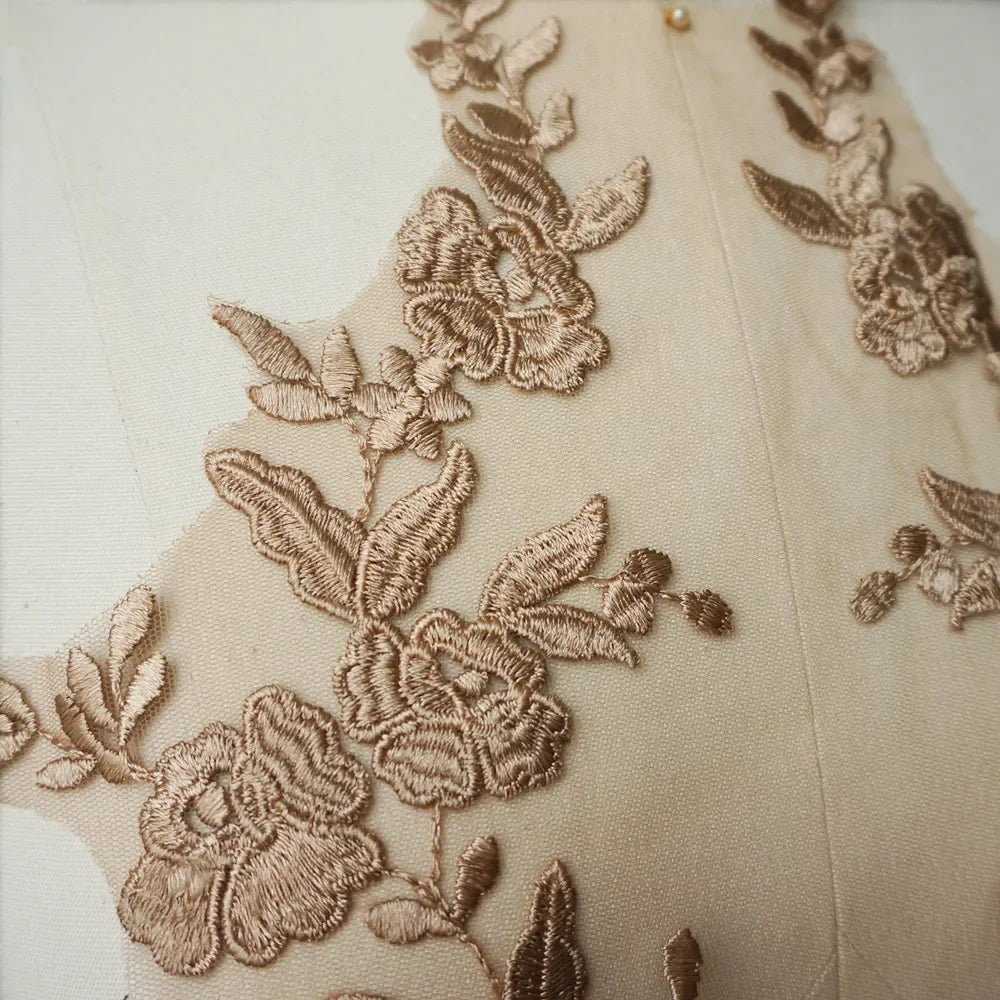 Embroidered Lace Applique Sewing Flower Fabric Collar Patch For Wedding Party Gown Bridal Dress Clothes DIY Crafts