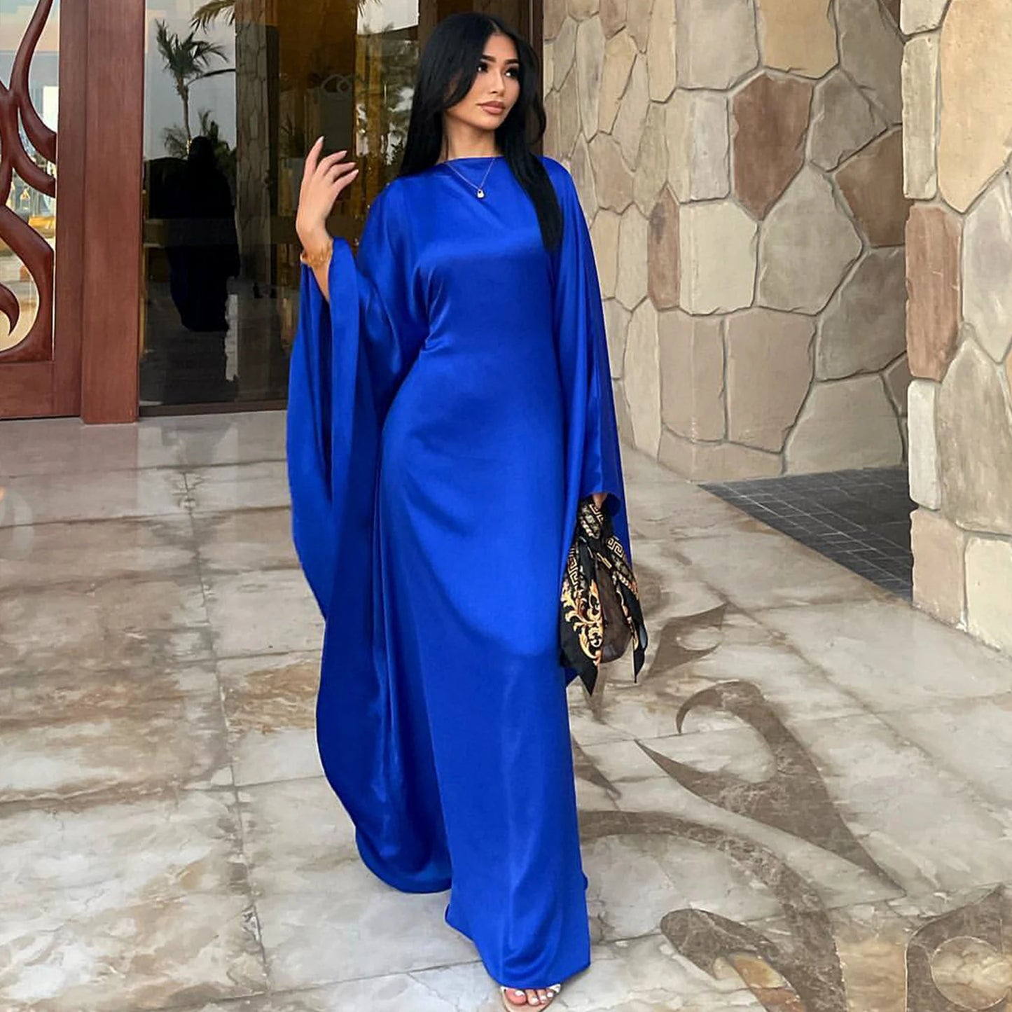 Comfortable Classic Abaya 2024 Islamic Clothing Satin Fabric Batwing Kaftan Women's Dresses Modest Abaya Women Muslim Dress