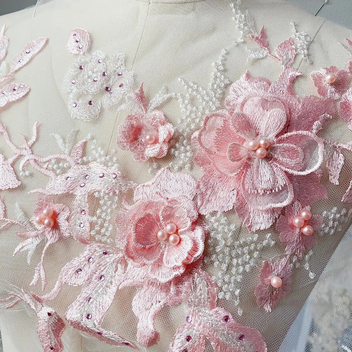 Lace, 3D Embroidered Sewing On Patches For Clothing Flower Lace Patch Wedding Party Gown Bridal Dress Fabric Appliques DIY Repair